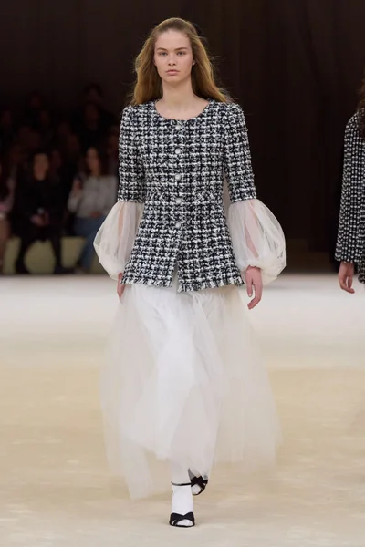 Look 26